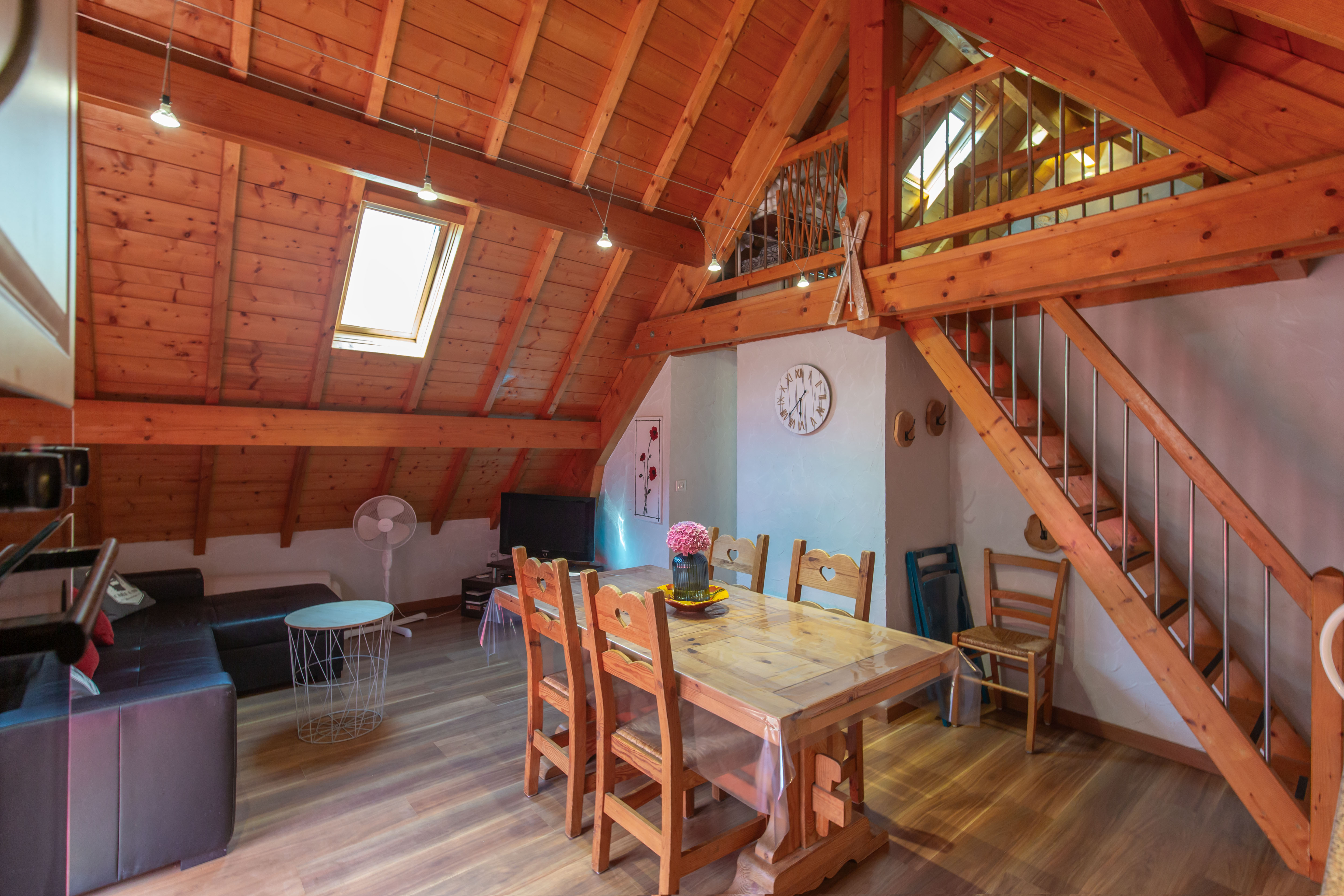 Salle à manger chaleureuse